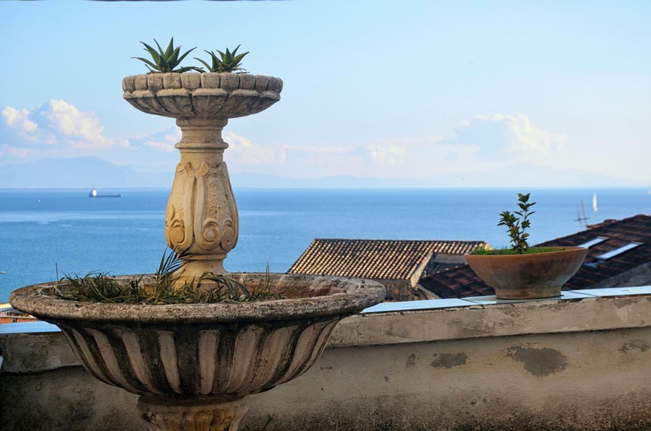 Il Capriccio Di Maria Guest House Vietri sul Mare Exterior photo